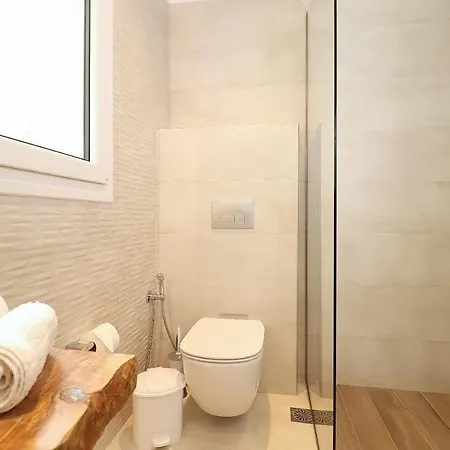 Elizabeth - 3br Spacious *