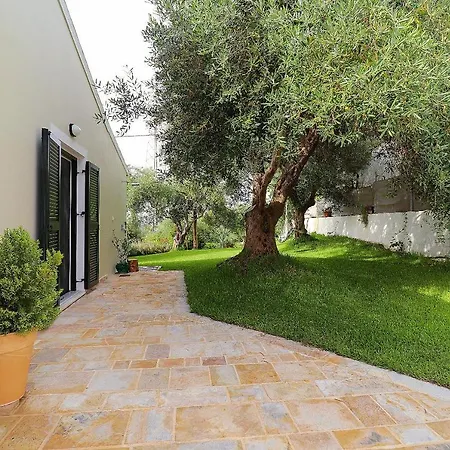 Elizabeth - 3br Spacious Villa *