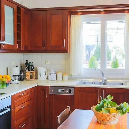 Elizabeth - 3br Spacious Vragkaniotika